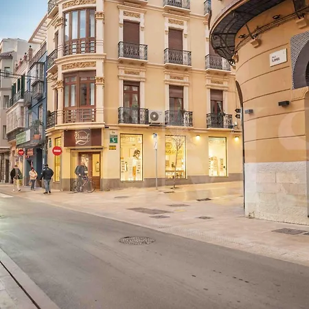 Cozy Near Plaza De La Merced By Rems * Málaga